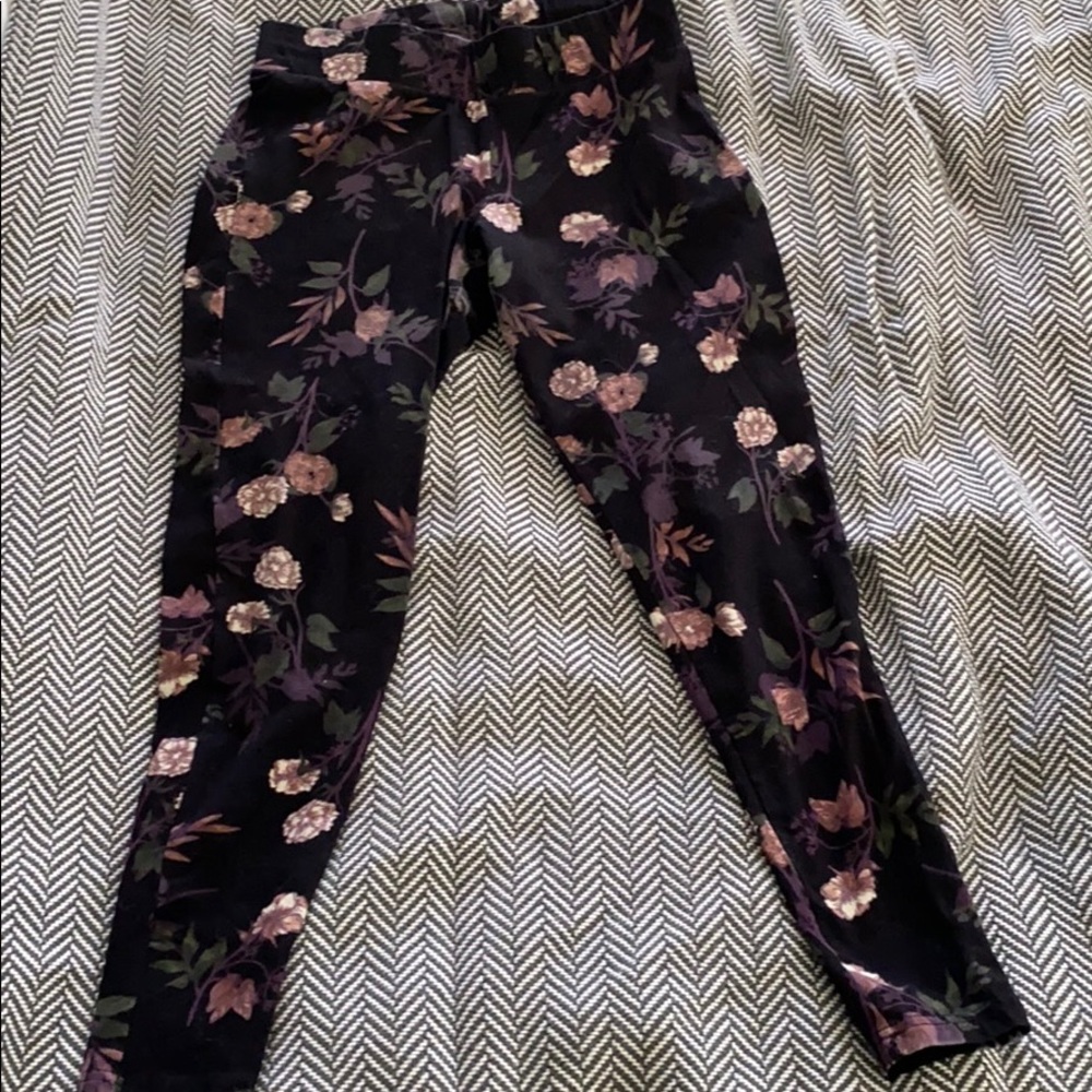 Torrid flower print leggings
